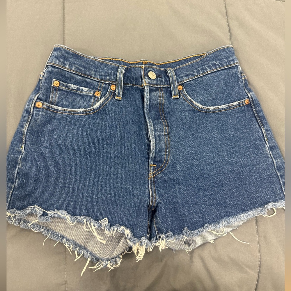 Levi's Women's Frayed Hem Blue Jean Shorts